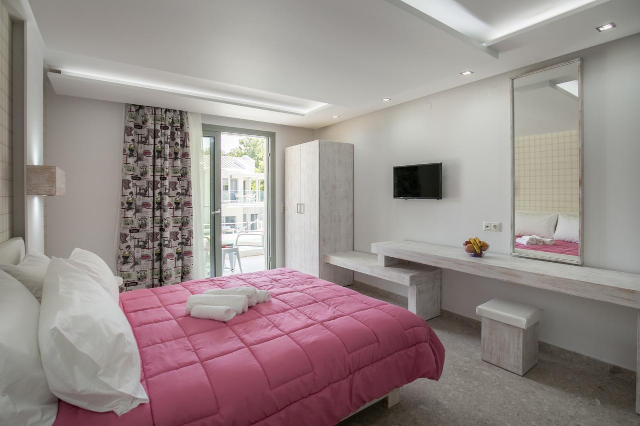 The Elegant Apartments Potos Ngoại thất bức ảnh